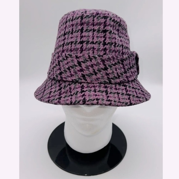 BANANA Republic Women’s Purple Cloche Wool Blend Hat. Size M/L. D5/A - Picture 1 of 5